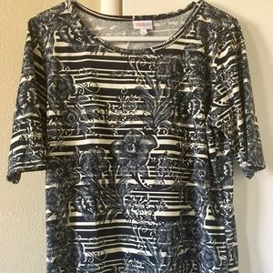 Lularoe Gigi top